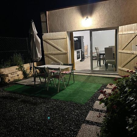 Studio Tout Equipe A La Nuitee Ou Plus,Proche Aeroport Bastia Lucciana  Εξωτερικό φωτογραφία